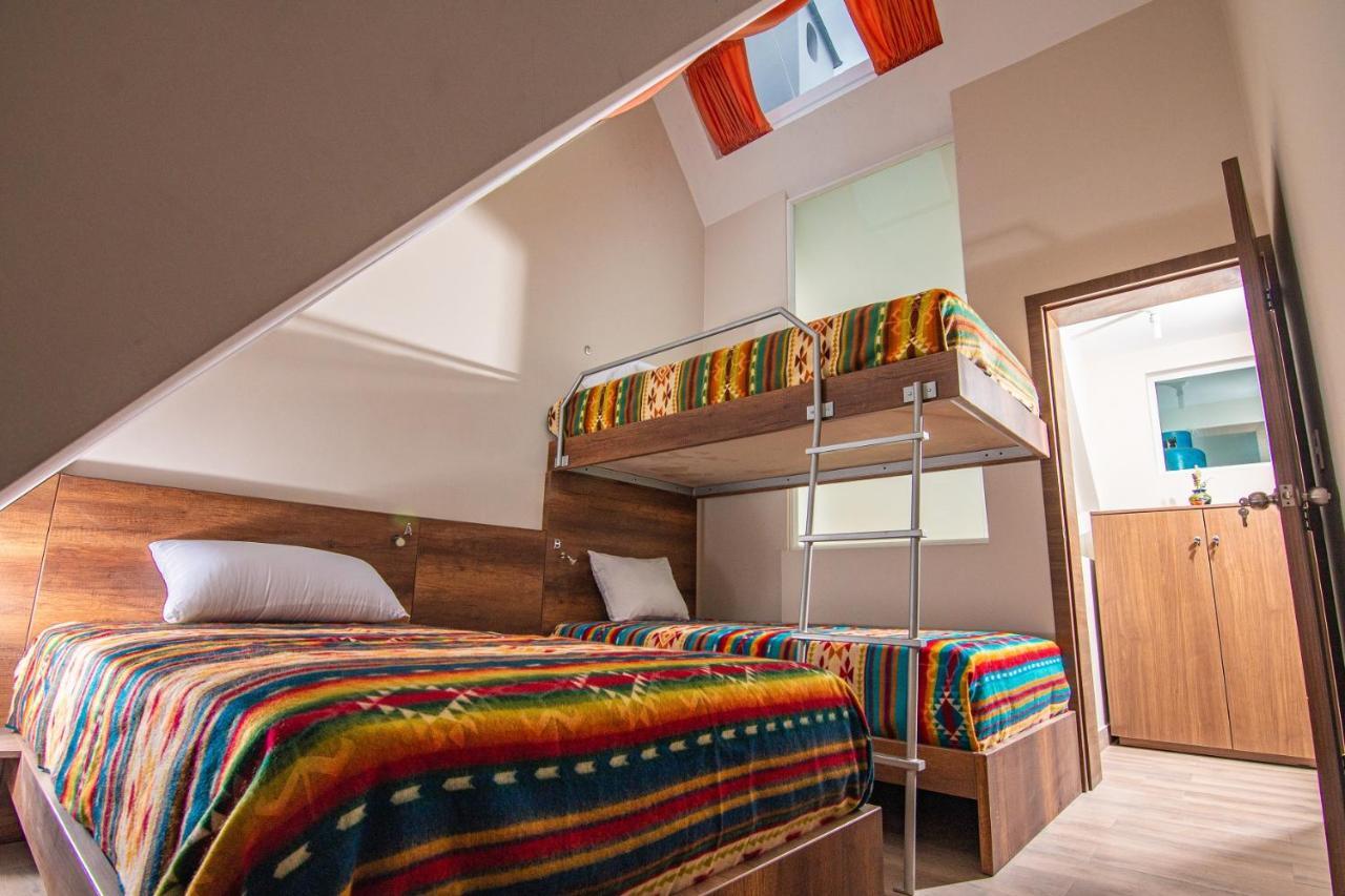 The Traveler Hostel オタバロ エクステリア 写真
